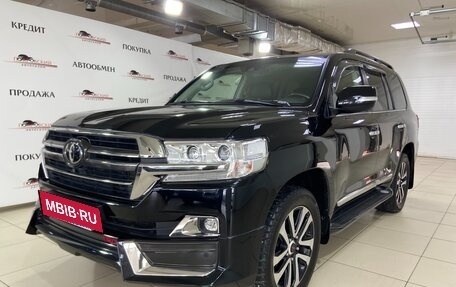 Toyota Land Cruiser 200, 2019 год, 8 800 000 рублей, 5 фотография