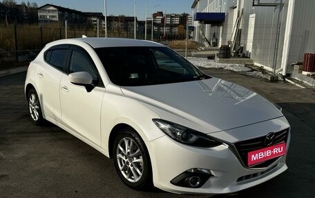 Mazda Axela, 2015 год, 1 250 000 рублей, 1 фотография
