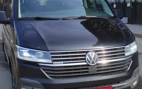 Volkswagen Multivan T6 рестайлинг, 2021 год, 6 000 000 рублей, 8 фотография