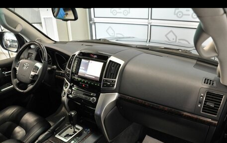 Toyota Land Cruiser 200, 2013 год, 4 700 000 рублей, 16 фотография