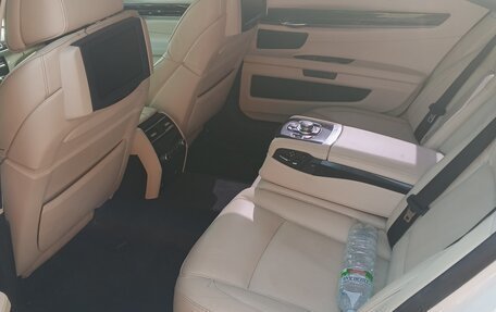 BMW 7 серия, 2012 год, 1 200 000 рублей, 7 фотография