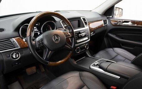 Mercedes-Benz M-Класс, 2012 год, 2 840 000 рублей, 10 фотография