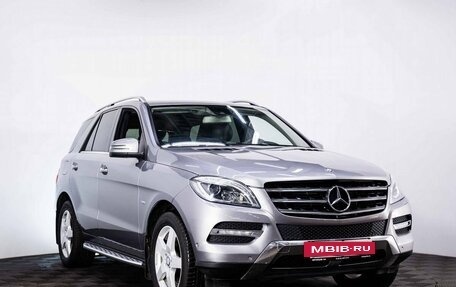 Mercedes-Benz M-Класс, 2012 год, 2 840 000 рублей, 3 фотография