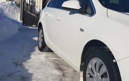 Opel Astra J, 2013 год, 1 500 000 рублей, 3 фотография