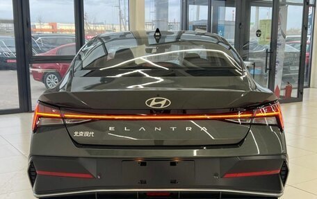 Hyundai Elantra, 2023 год, 2 600 000 рублей, 6 фотография