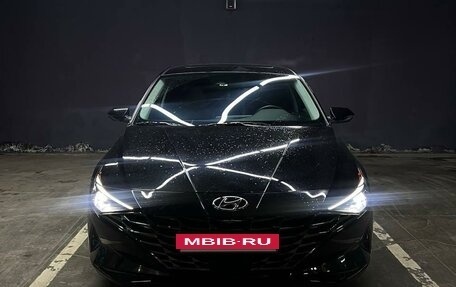 Hyundai Elantra, 2022 год, 2 830 000 рублей, 2 фотография