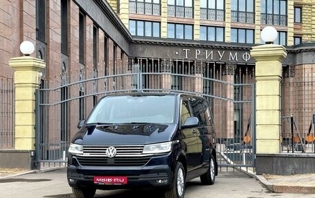 Volkswagen Caravelle T6 рестайлинг, 2020 год, 5 560 000 рублей, 1 фотография