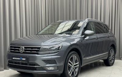 Volkswagen Tiguan II, 2019 год, 3 999 000 рублей, 1 фотография