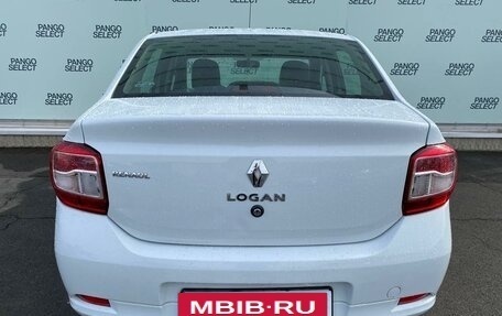 Renault Logan II, 2018 год, 695 000 рублей, 5 фотография
