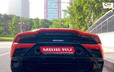 Lamborghini Huracán, 2020 год, 20 000 000 рублей, 4 фотография