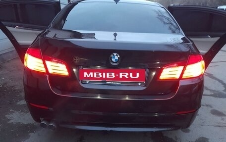 BMW 5 серия, 2011 год, 1 900 000 рублей, 4 фотография