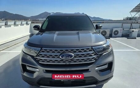 Ford Explorer VI, 2021 год, 3 300 000 рублей, 3 фотография