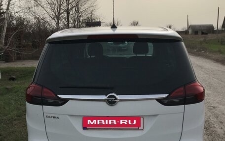 Opel Zafira C рестайлинг, 2019 год, 2 490 000 рублей, 4 фотография
