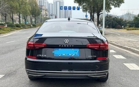 Volkswagen Passat B8 рестайлинг, 2021 год, 2 200 000 рублей, 5 фотография