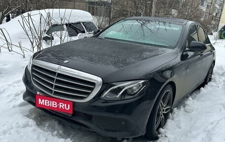 Mercedes-Benz E-Класс, 2016 год, 2 500 000 рублей, 2 фотография