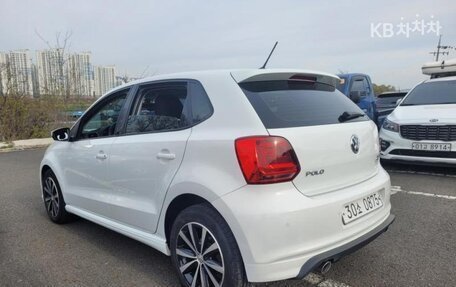 Volkswagen Polo VI (EU Market), 2016 год, 1 400 000 рублей, 4 фотография