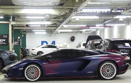 Lamborghini Aventador I рестайлинг, 2021 год, 46 000 000 рублей, 2 фотография