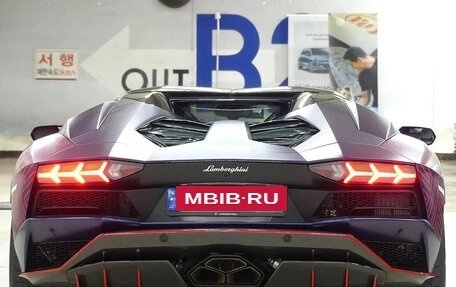 Lamborghini Aventador I рестайлинг, 2021 год, 46 000 000 рублей, 3 фотография