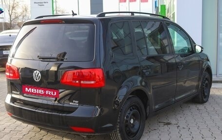 Volkswagen Touran III, 2012 год, 989 900 рублей, 4 фотография