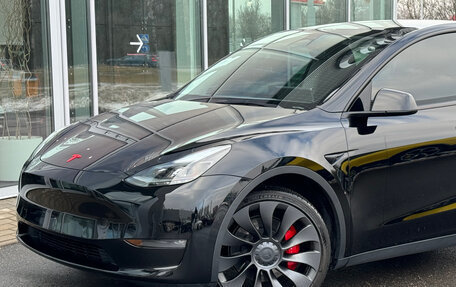 Tesla Model Y I, 2022 год, 5 900 000 рублей, 5 фотография