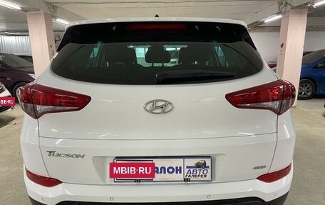 Hyundai Tucson III, 2016 год, 2 375 000 рублей, 7 фотография