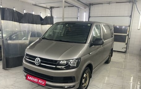 Volkswagen Multivan T6 рестайлинг, 2018 год, 4 100 000 рублей, 2 фотография
