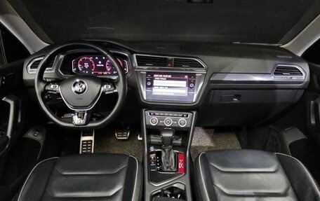 Volkswagen Tiguan II, 2020 год, 2 900 000 рублей, 1 фотография