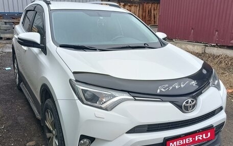 Toyota RAV4, 2016 год, 2 360 000 рублей, 1 фотография