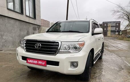 Toyota Land Cruiser 200, 2014 год, 3 650 000 рублей, 1 фотография