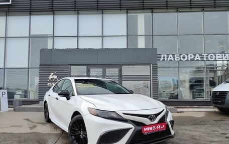 Toyota Camry, 2021 год, 3 089 990 рублей, 1 фотография