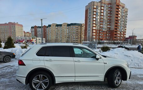 Volkswagen Tiguan II, 2018 год, 3 500 000 рублей, 4 фотография