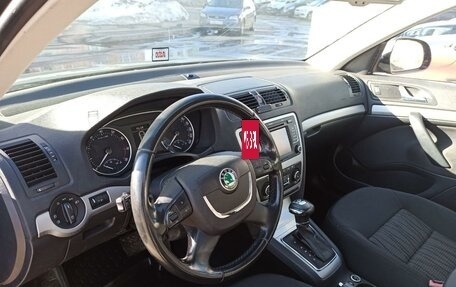 Skoda Octavia, 2010 год, 980 000 рублей, 2 фотография