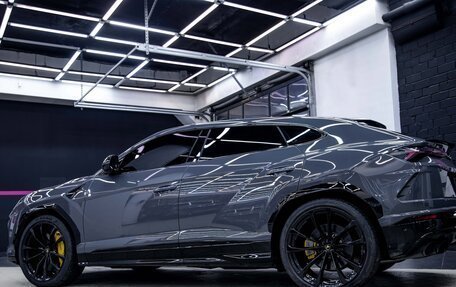 Lamborghini Urus I, 2021 год, 29 990 000 рублей, 3 фотография