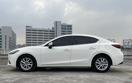 Mazda 3, 2021 год, 1 650 000 рублей, 5 фотография