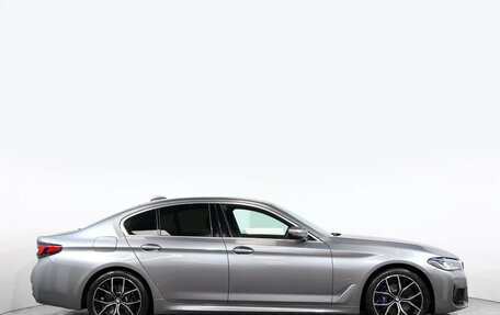 BMW 5 серия, 2022 год, 8 450 000 рублей, 4 фотография