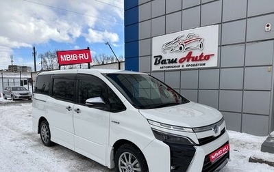 Toyota Voxy III, 2019 год, 2 697 000 рублей, 1 фотография