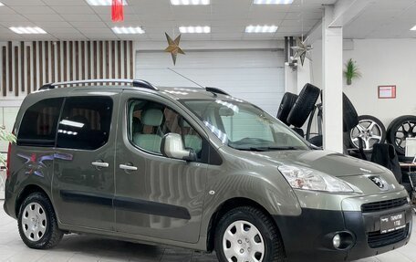Peugeot Partner II рестайлинг 2, 2012 год, 845 000 рублей, 2 фотография