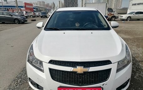Chevrolet Cruze II, 2011 год, 590 000 рублей, 2 фотография