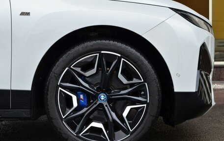 BMW iX, 2023 год, 13 998 000 рублей, 9 фотография
