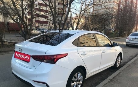 Hyundai Solaris II рестайлинг, 2019 год, 1 350 000 рублей, 3 фотография