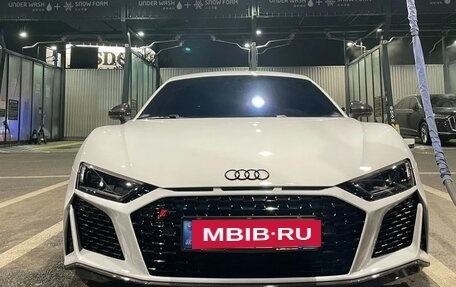 Audi R8, 2021 год, 16 600 000 рублей, 3 фотография
