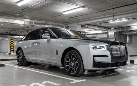 Rolls-Royce Ghost Series II рестайлинг, 2023 год, 60 000 000 рублей, 4 фотография