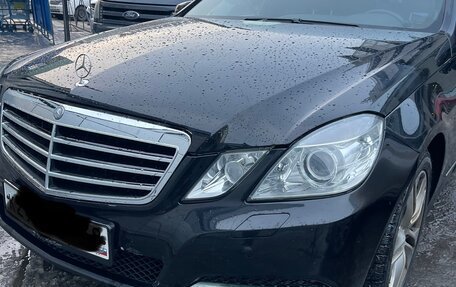 Mercedes-Benz E-Класс, 2011 год, 1 680 000 рублей, 2 фотография