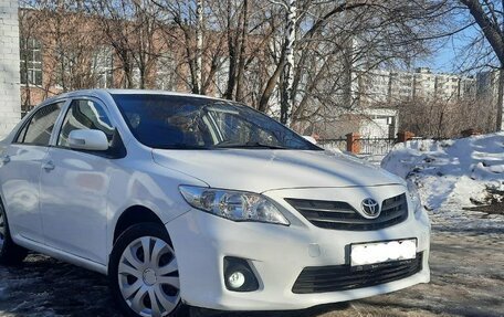 Toyota Corolla, 2011 год, 855 000 рублей, 2 фотография