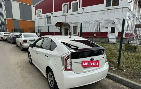 Toyota Prius, 2012 год, 1 300 000 рублей, 3 фотография