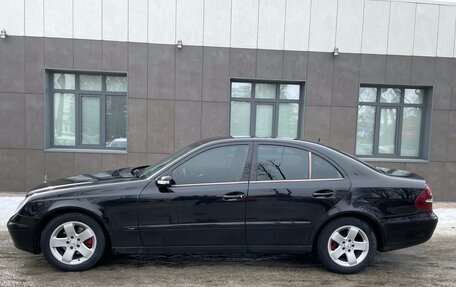 Mercedes-Benz E-Класс, 2005 год, 1 100 000 рублей, 3 фотография