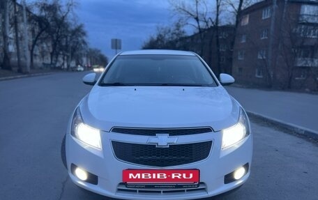 Chevrolet Cruze II, 2012 год, 1 049 900 рублей, 3 фотография