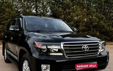 Toyota Land Cruiser 200, 2012 год, 4 250 000 рублей, 2 фотография