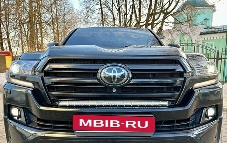 Toyota Land Cruiser 200, 2012 год, 3 950 000 рублей, 5 фотография