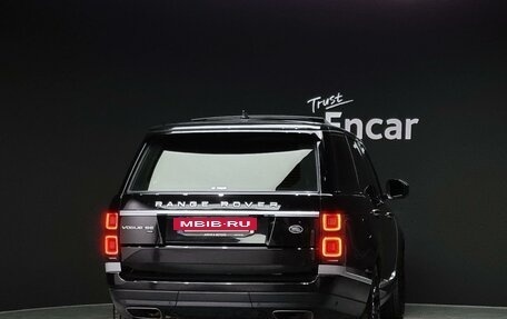 Land Rover Range Rover IV рестайлинг, 2021 год, 9 900 000 рублей, 4 фотография